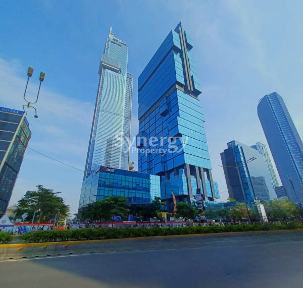 sewa kantor UOB Plaza Jakarta